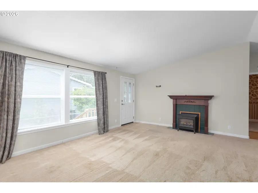 205 Twin Oaks Loop, Winston, OR 97496 - #3
