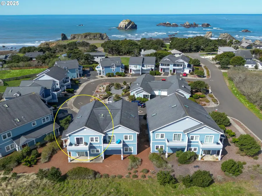 1327 Village Loop, Bandon, OR 97411 - Image #3