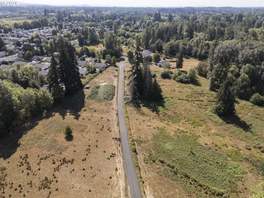 601 SW 27th Ave, Battle Ground, WA 98604 - #3