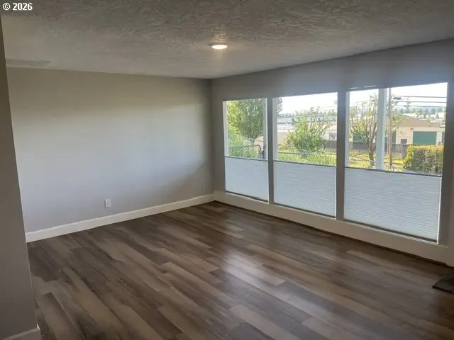 2208 E 5th St, Vancouver, WA 98661 - #3
