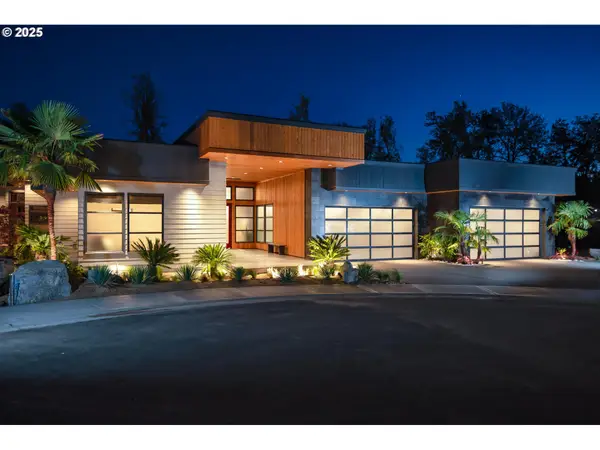 6730 NW Longbow Ln, Camas, WA 98607