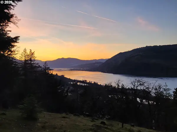 321 Ponderosa Pl #Lot 5, Mosier, OR 97040