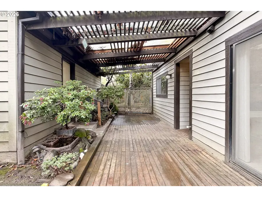 7644 SW Cresmoor Dr, Beaverton, OR 97008 - #2