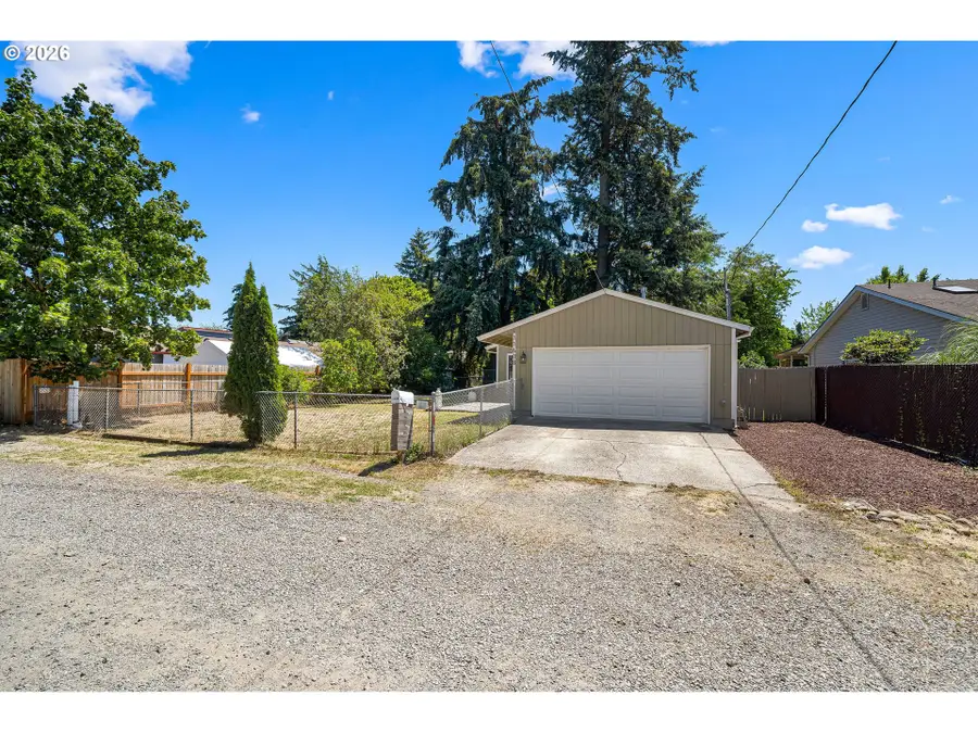 11608 SE Reedway St, Portland, OR 97266 - #2