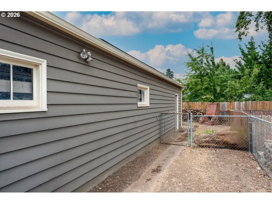 3065 Knox Ave, Salem, OR 97301 - #3