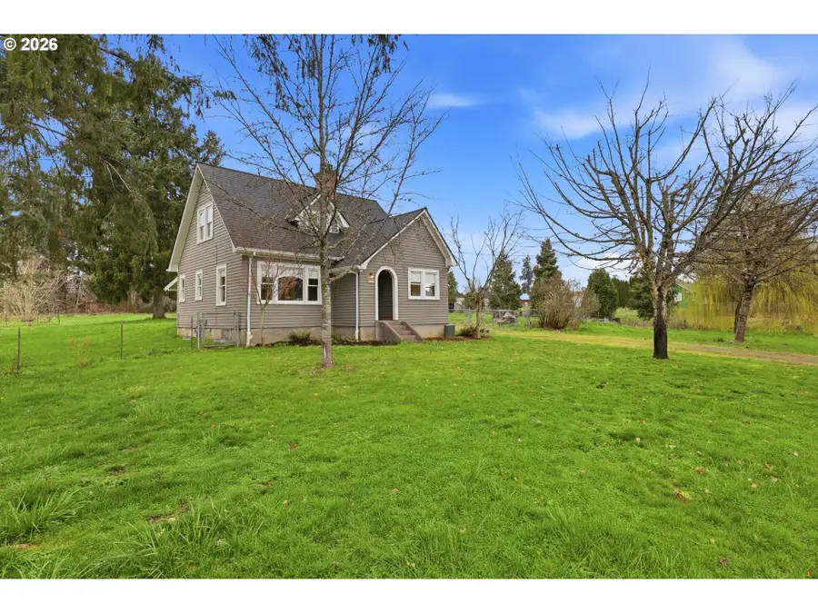 56341 Hazen Rd, Warren, OR 97053 - #2