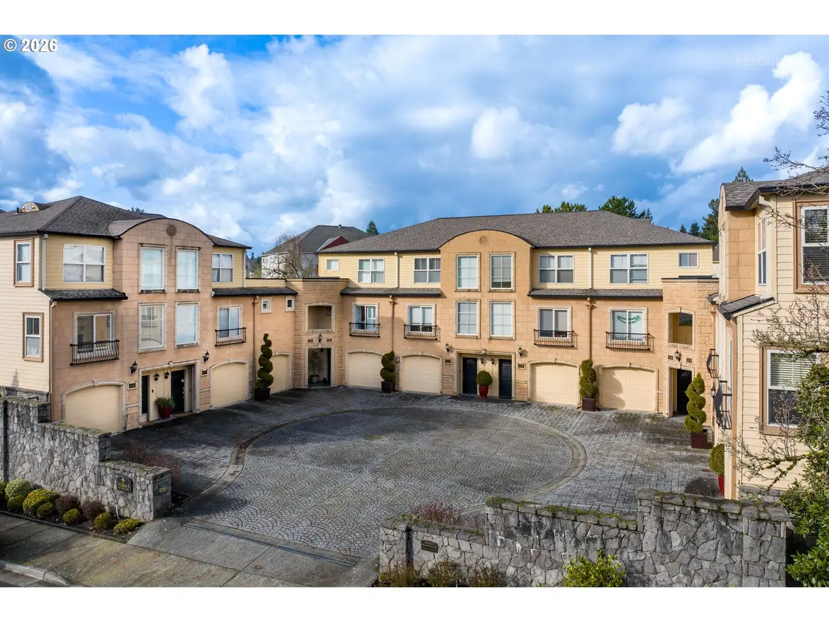 8325 SW Seneca St, Tualatin, OR 97062 - #1