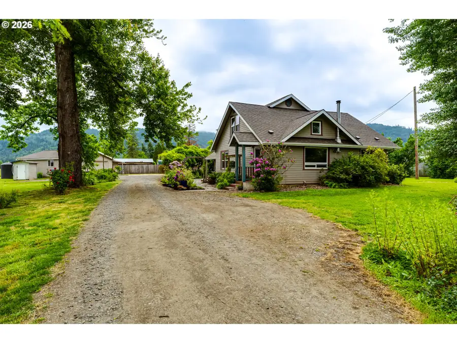 81887 Davisson Rd, Creswell, OR 97426 - #3