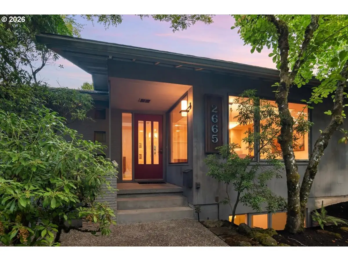 2665 SW Sherwood Dr, Portland, OR 97201 - #1