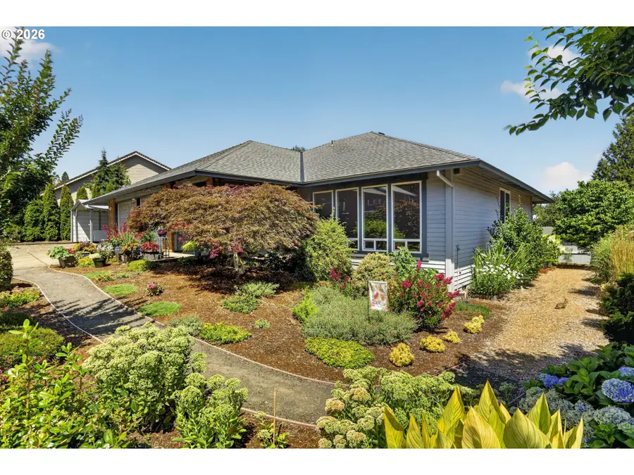 3317 SW 26th St, Gresham, OR 97080 - #3