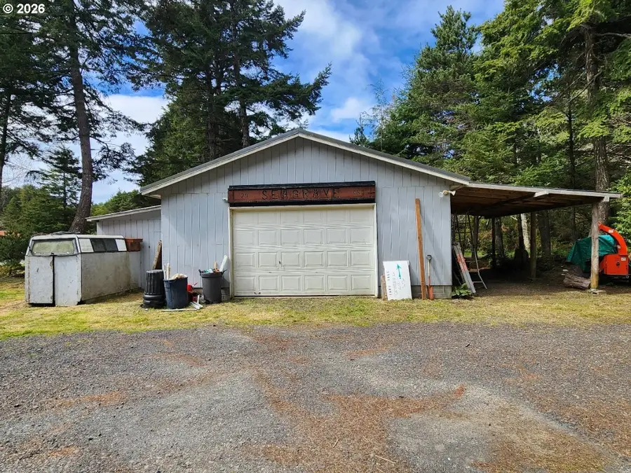 42819 Kreiger Ln, Port Orford, OR 97465 - #2