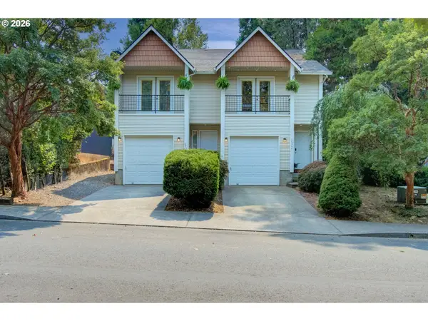 39344 Hood St, Sandy, OR 97055