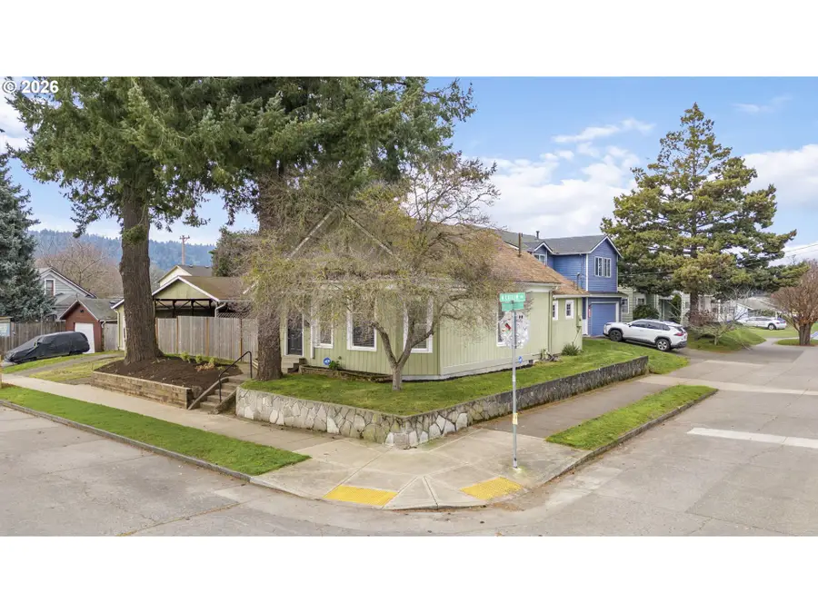 7035 N Catlin Ave, Portland, OR 97203 - Image #2