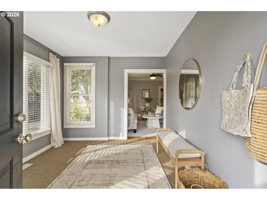 7035 N Catlin Ave, Portland, OR 97203 - Image #3