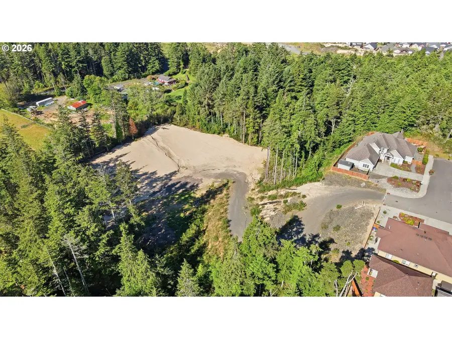 2215 Garfield St, North Bend, OR 97459 - #3
