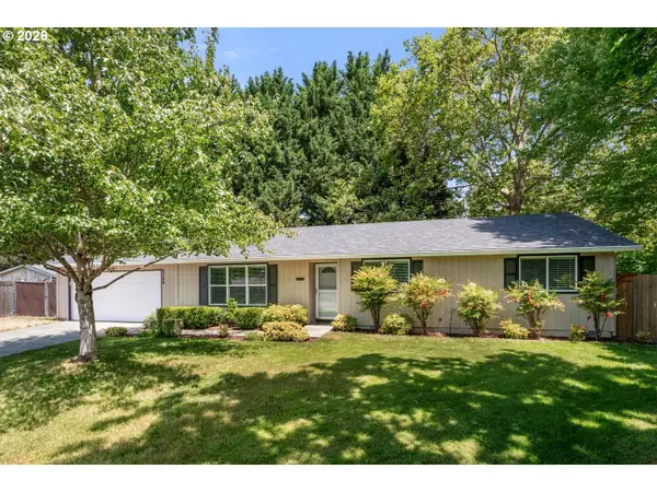 2369 NE Poynter St, Hillsboro, OR 97124