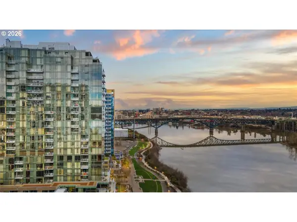 841 S Gaines St #1412, Portland, OR 97239