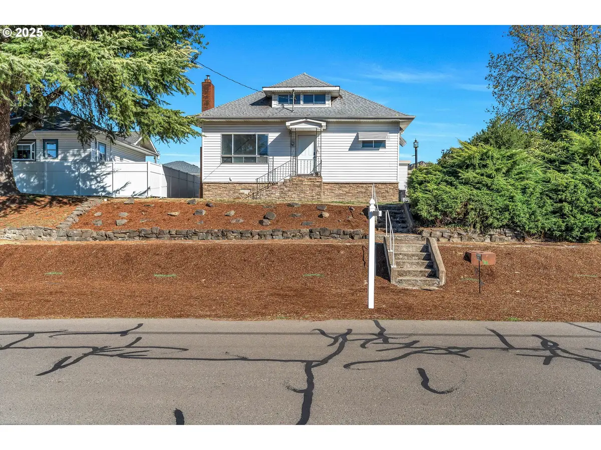 271 N 3rd St, Jefferson, OR 97352 - Image #1