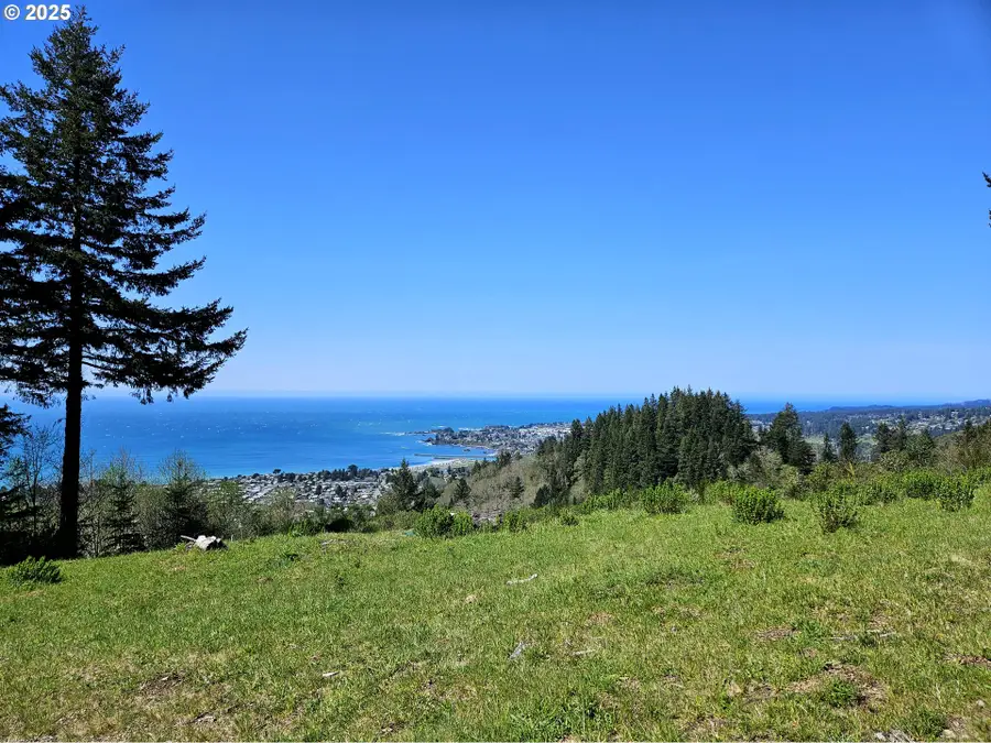 Harbor Hills Hts #308, Brookings, OR 97415 - #3