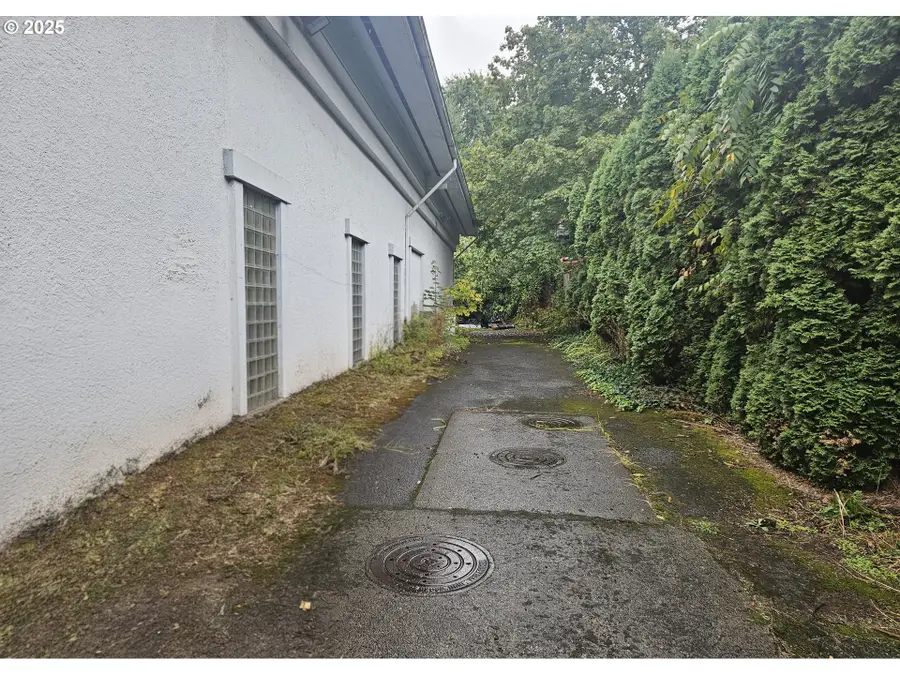 540 S Nevada St, Portland, OR 97219 - Image #3