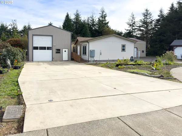63447 James Dr, CoosBay, OR 97420