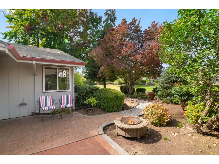 10590 SW Century Oak Dr, Tigard, OR 97224 - #3
