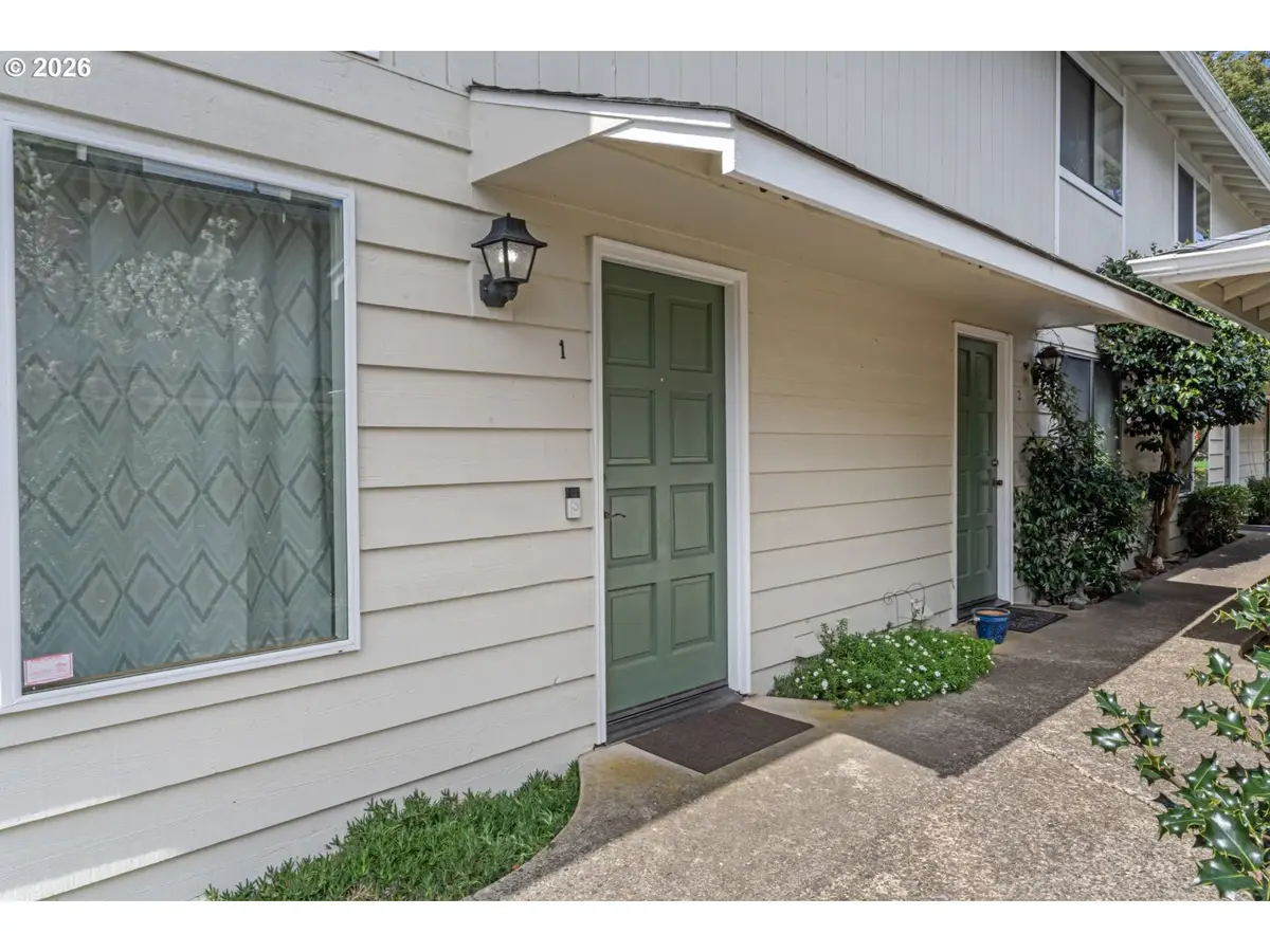 1340 9th St #1, Florence, OR 97439 - #1