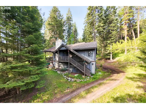 61038 Lake Shore Rd, WallowaLake, OR 97846