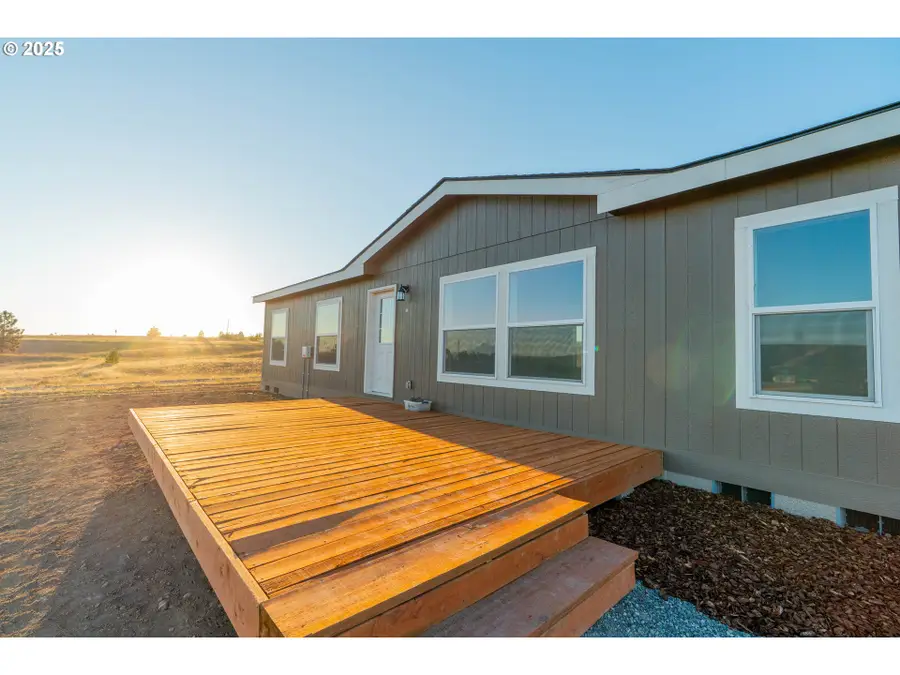 959 High Prairie Rd, Lyle, WA 98635 - #3