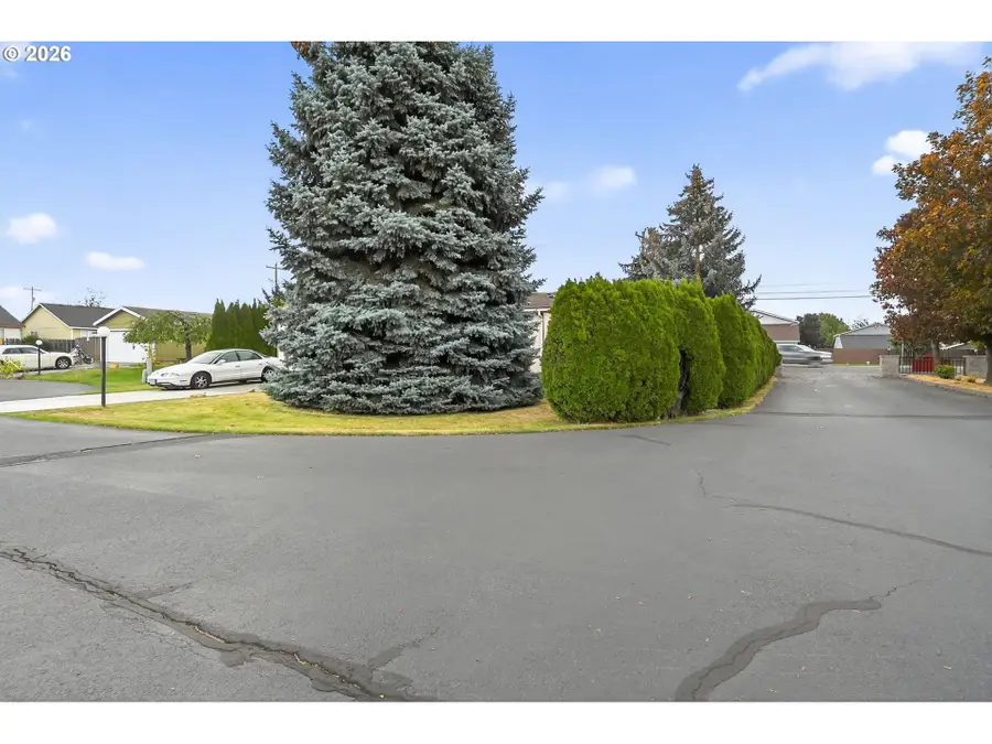 1620 NE 6th St, Redmond, OR 97756 - Image #3