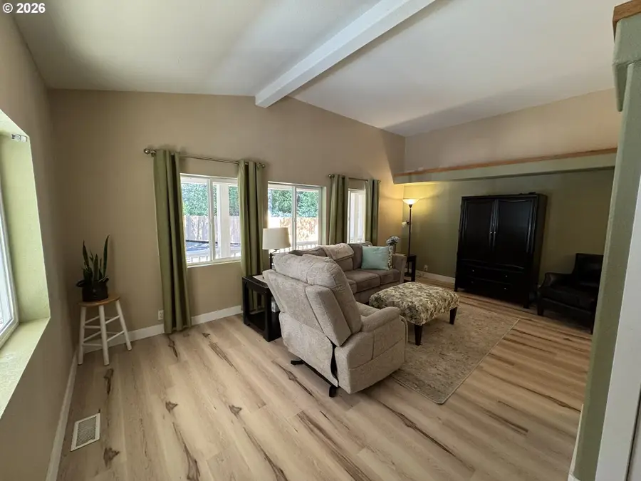 4837 Seapine Dr, Florence, OR 97439 - #2