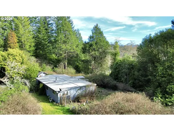 60958 Old Wagon Rd, CoosBay, OR 97420