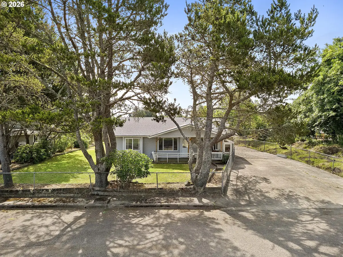22 NW Cedar Ave, Warrenton, OR 97146 - #1