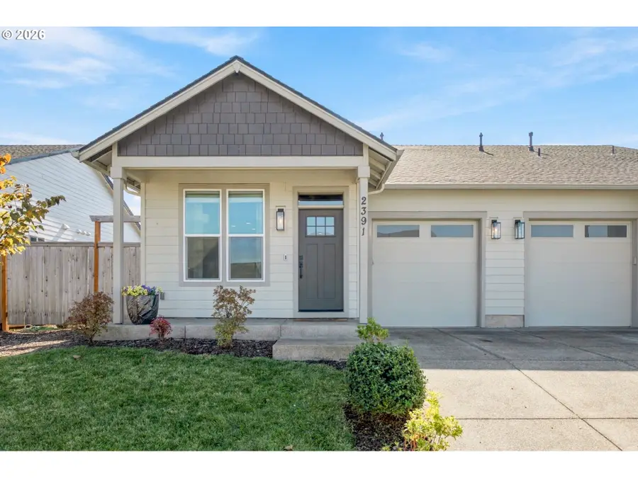 2391 W 9th Ave, Junction City, OR 97448 - #2