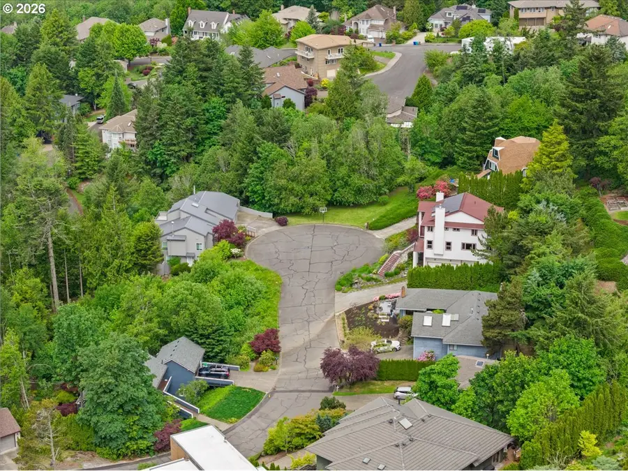 NW 83rd Pl, Portland, OR 97229 - #2