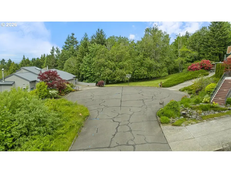 NW 83rd Pl, Portland, OR 97229 - #3