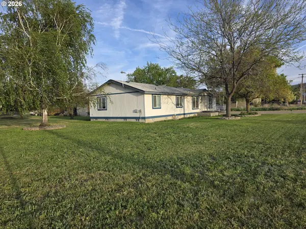1650 11th St, BakerCity, OR 97814