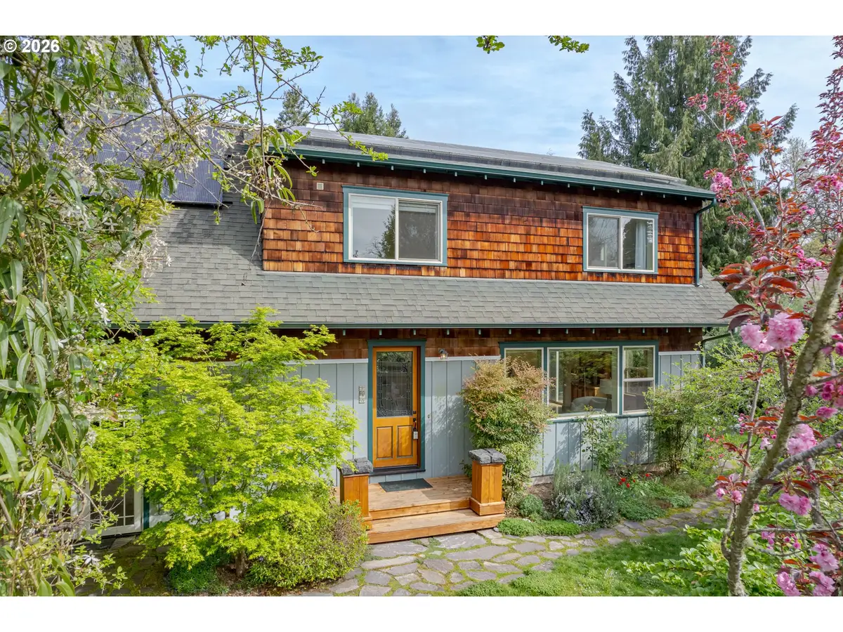 2455 Emerald Aly, Eugene, OR 97403 - #1