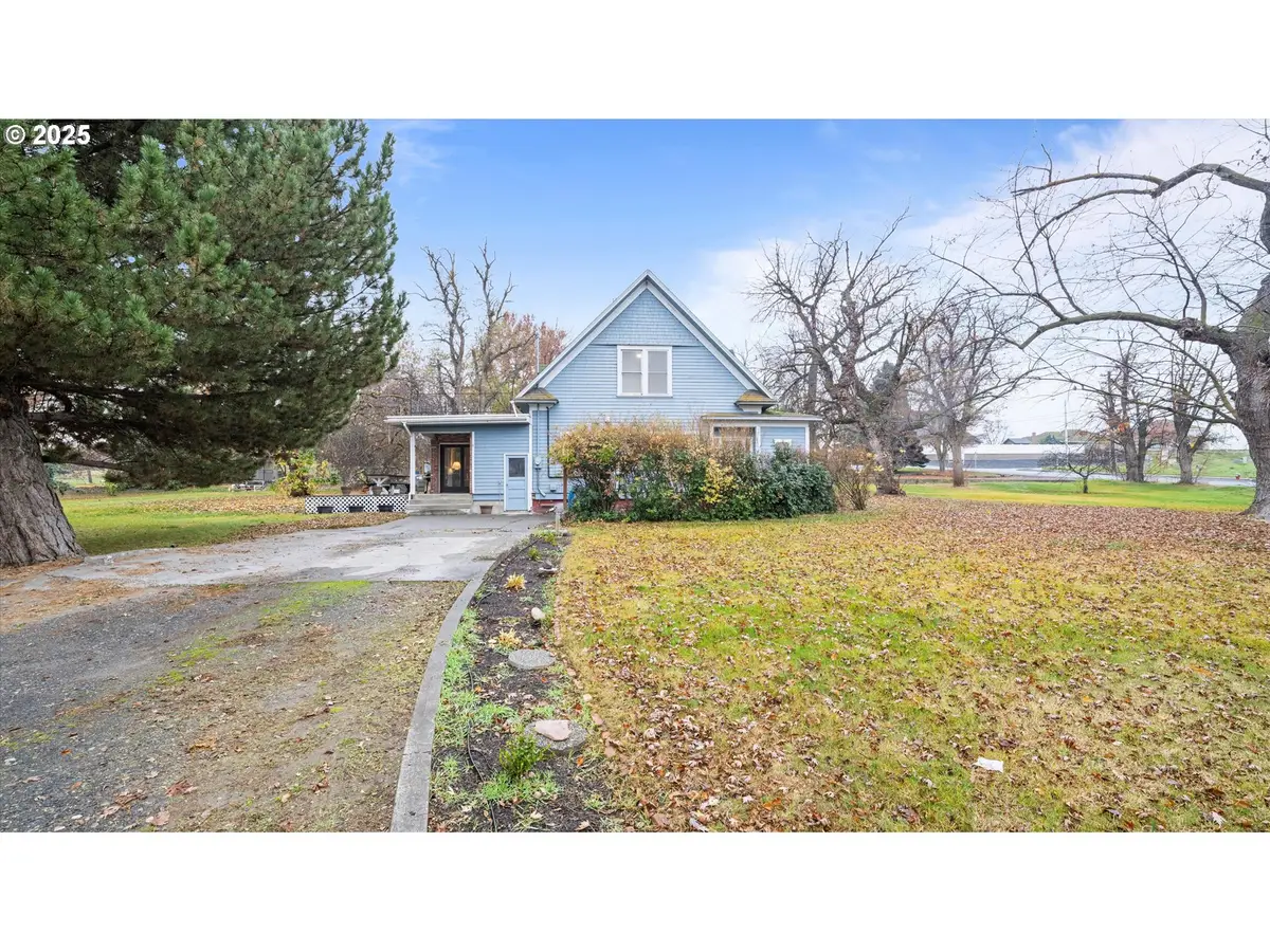 1205 S 1st St, Hermiston, OR 97838 - Image #1