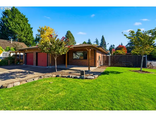 480 SW Russ Ct, McMinnville, OR 97128
