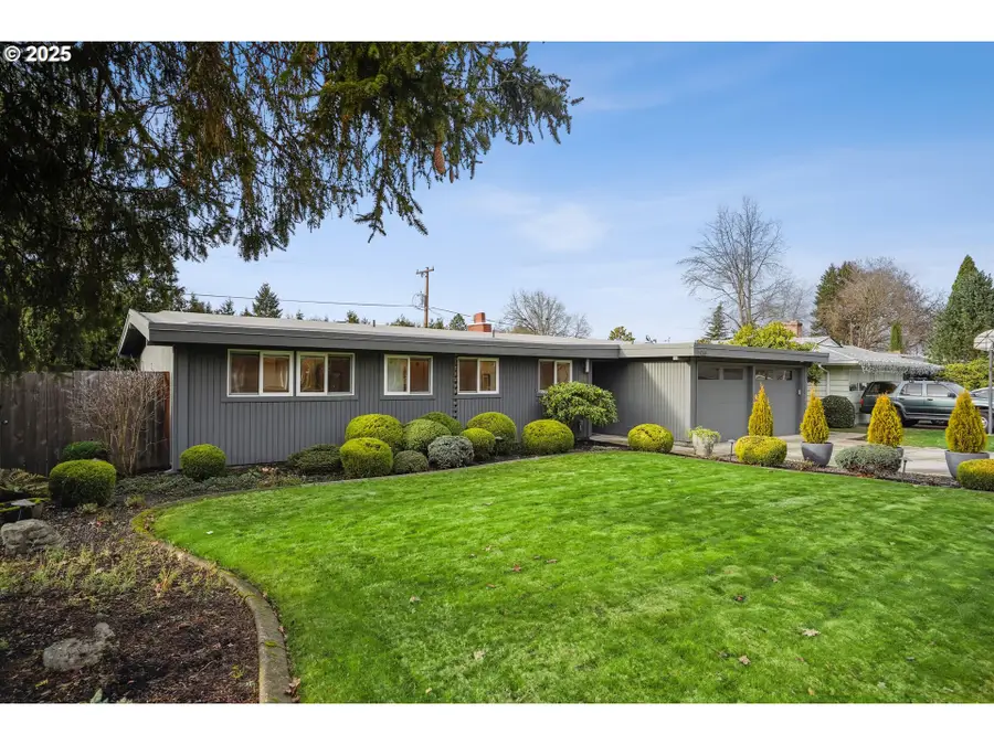 1935 SW Wynwood Ave, Portland, OR 97225 - Image #2