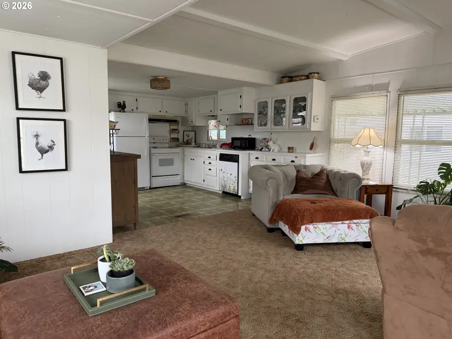 1475 Green Acres Rd #168, Eugene, OR 97408 - Image #2