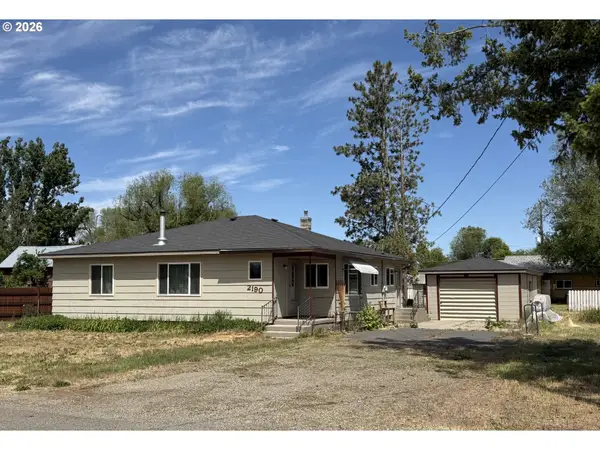 2190 18th St, BakerCity, OR 97814