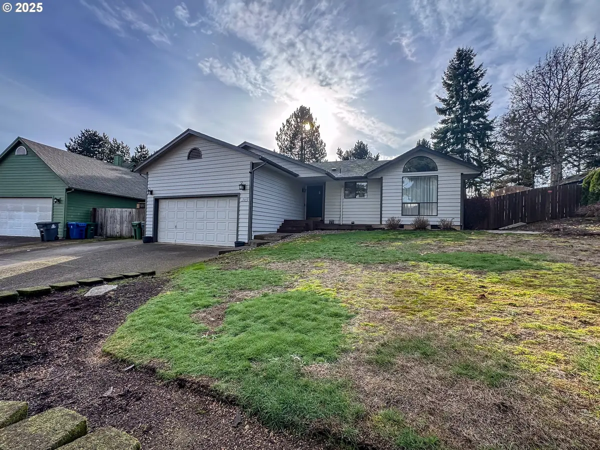 1364 Dawn Dr, Stayton, OR 97383 - Image #1