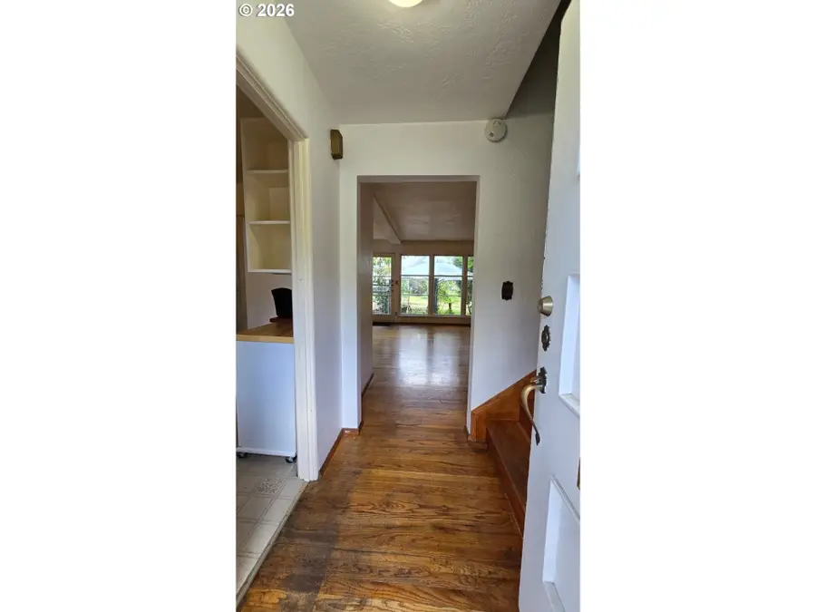 1708 NE 67th Ave, Portland, OR 97213 - #2