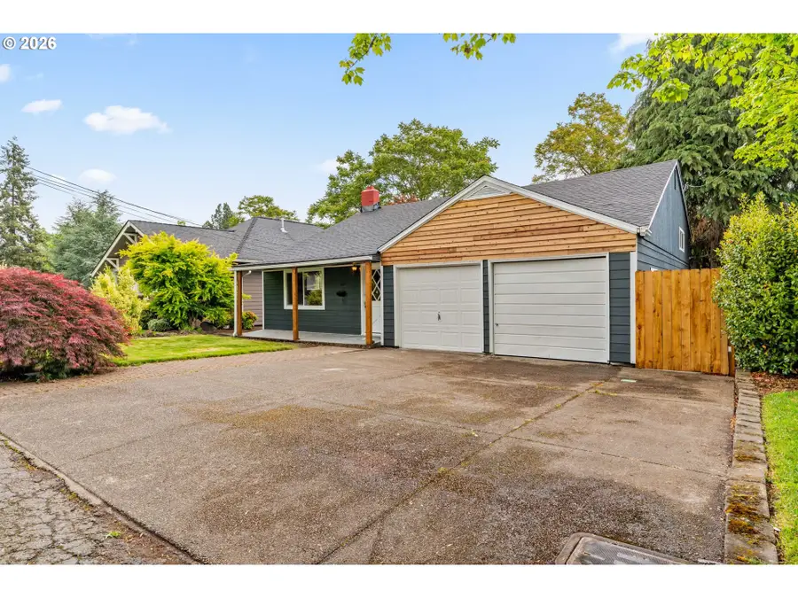 1858 W Nob Hill St, Salem, OR 97302 - #2