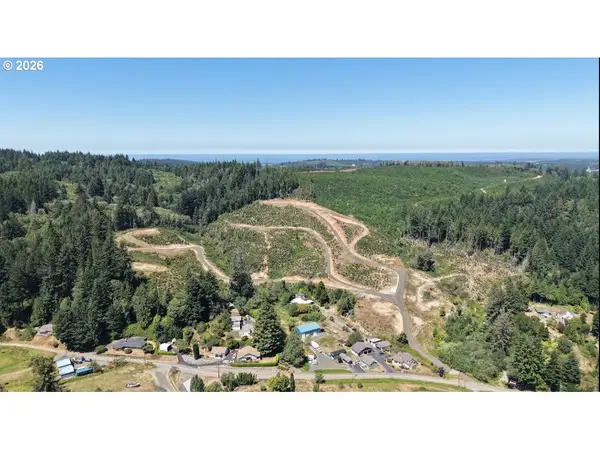 0 Fawn Ln, CoosBay, OR 97420