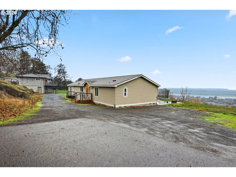 3113 Fremont St, The Dalles, OR 97058 - Image #2