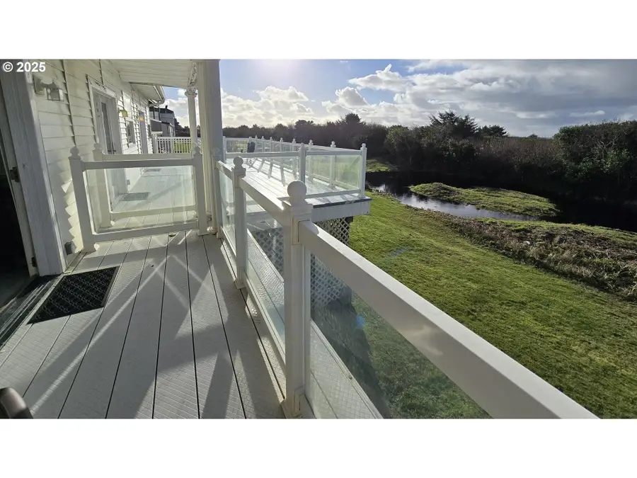 855 Ocean Shores Blvd #103, Ocean Shores, WA 98569 - #2