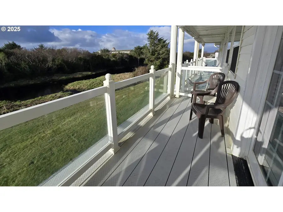 855 Ocean Shores Blvd #103, Ocean Shores, WA 98569 - #3